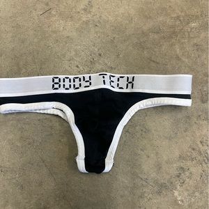 Body tech thong men’s in black and white size S